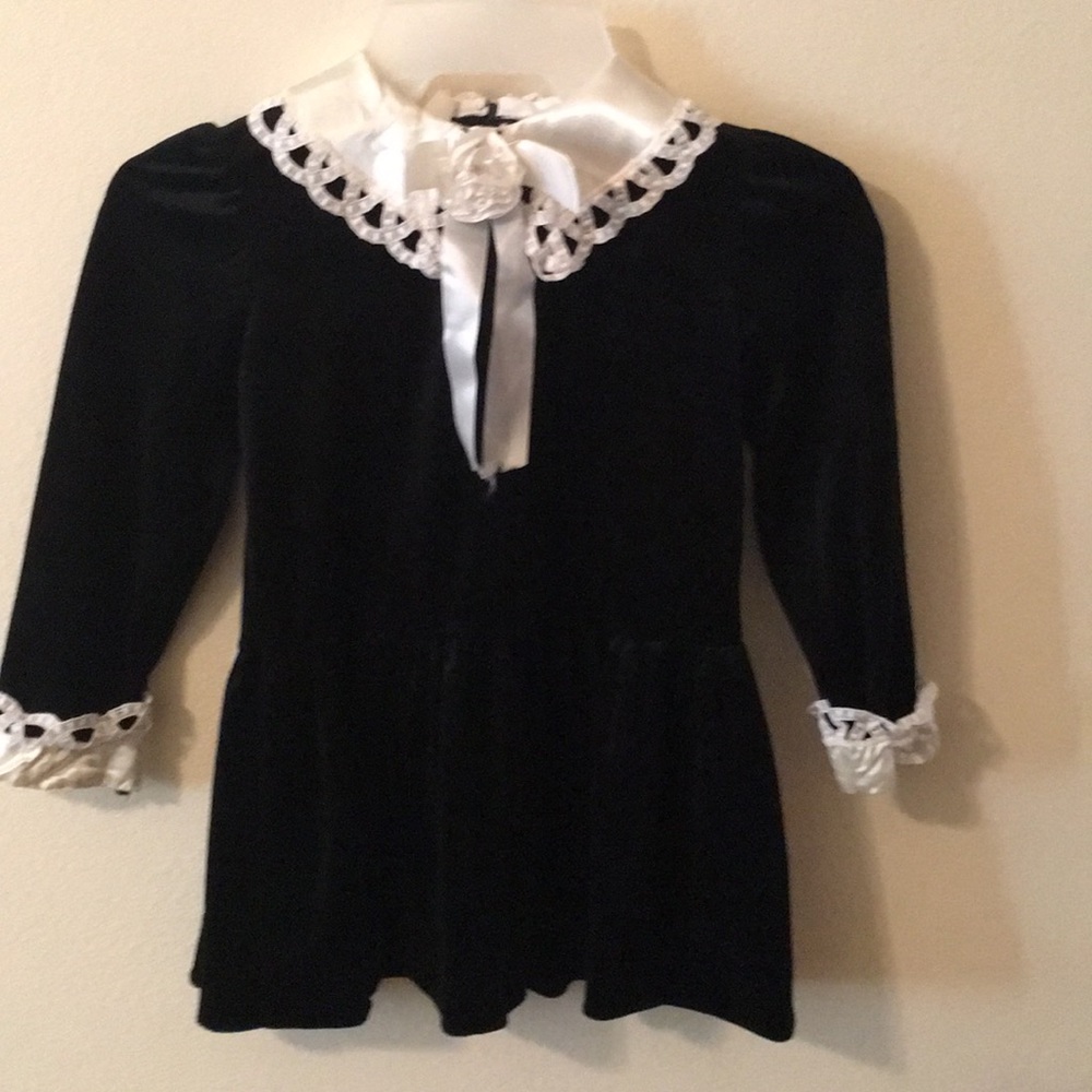 Miss Victoria Dress Bl Velvet w Satin & Lace Trim